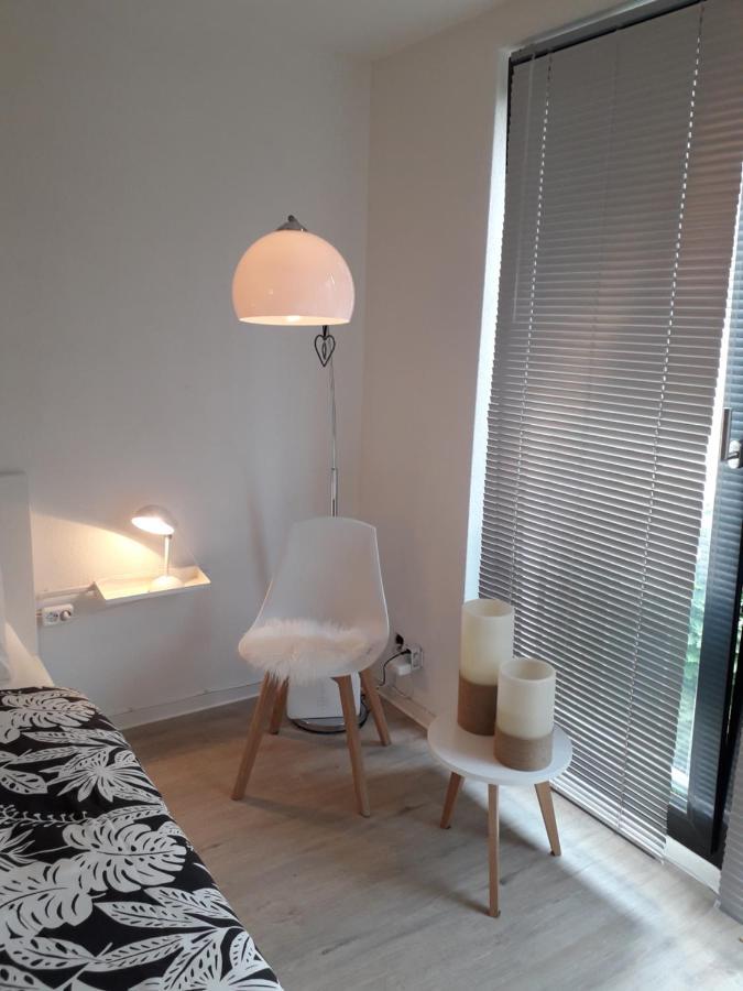 Moderne Ferienwohnung In Lippstadt Zentrum Extérieur photo